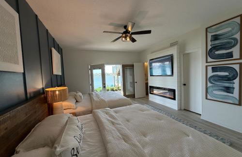 Ultimate Lake Resort Xtravaganza - Luxury - Waterfront - Boathouse - Sleeps 18 - Photo 21