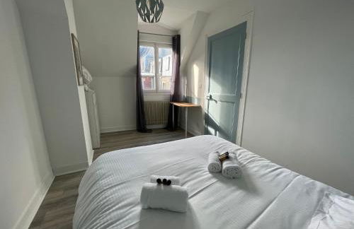 Charmante maison front de mer et centre ville - Photo 10