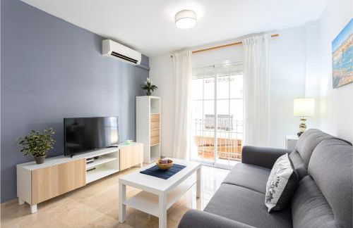 Holidays2Malaga Capuchinos French balconies, private parking, WiFi & Air con - Photo 2