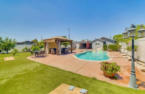 Game Room, Pool! Family Home 25 Mi to Disneyland - Foto 32