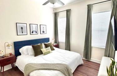 The Harmony Suite Near UF Shands & Downtown - Photo 2