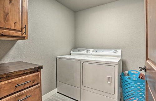 Lead Family Home with Hot Tub, 2 Mi to Deer Mountain - Foto 25