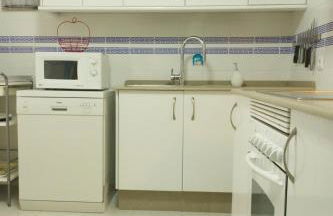 La Bodega del Mar - Luminoso y céntrico apto con piscina en verano y parking - Foto 61