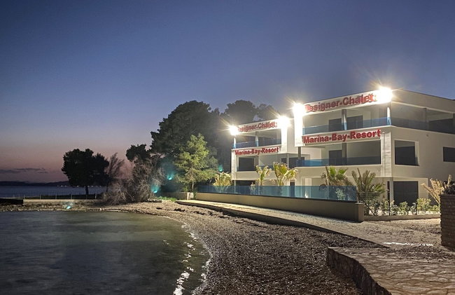 Design-Beachresort - with Pool - first line to the sea - Foto 52