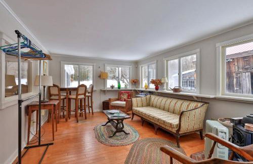 Chittenden Farmhouse - Historic 4BR, 2BA, 20 Min to Skiing, 7 Min to Mountaintop Resort - Foto 13