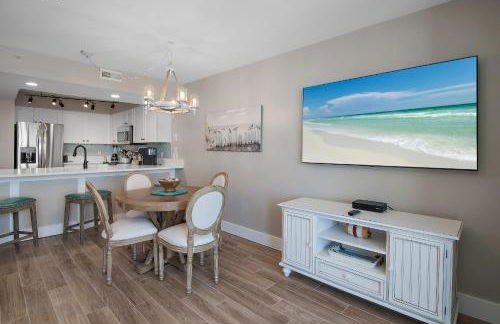 Pelican Beach Resort Destin - Photo 42