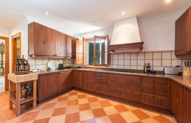 Circe in Fornalutx With 4 Bedrooms and 4 Bathrooms - Photo 14