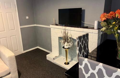 2 Bed House-Sleeps 4-Free Parking - Foto 16