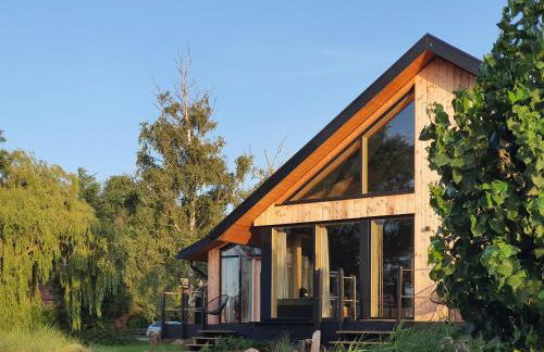 WerderChalet -- MEER IN SICHT -- Meerblick I Strand 150m I Sauna I eKamin I bis 5 Pers I by "Meyers am Meer" - Foto 1