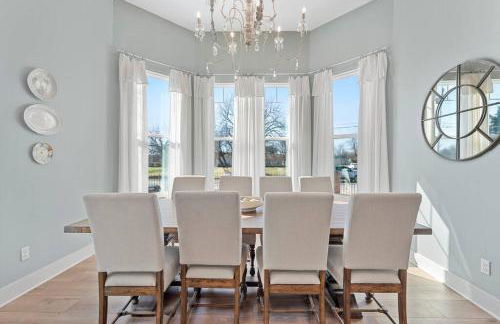 Gloria Estate- 2 blocks to Silos - Foto 3