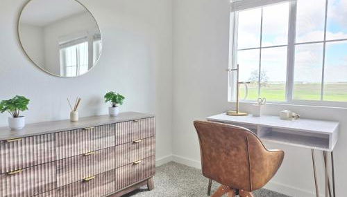 Luxury 4Bed 3Bath Roseville Home near Sports Complex and Galleria Mall - Foto 5