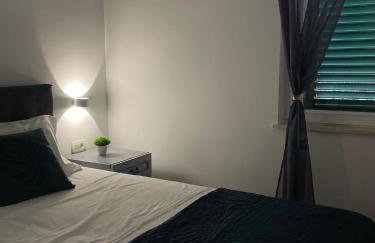 Jolie Ann Marie apartment - Photo 23