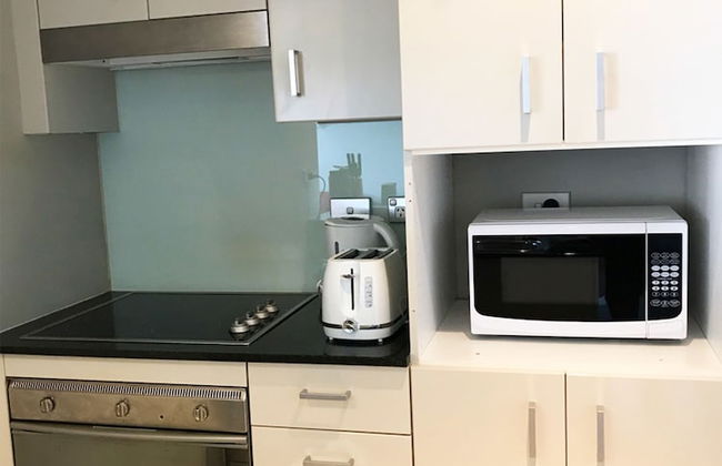 Serviced Apartments Sydney - Photo 6