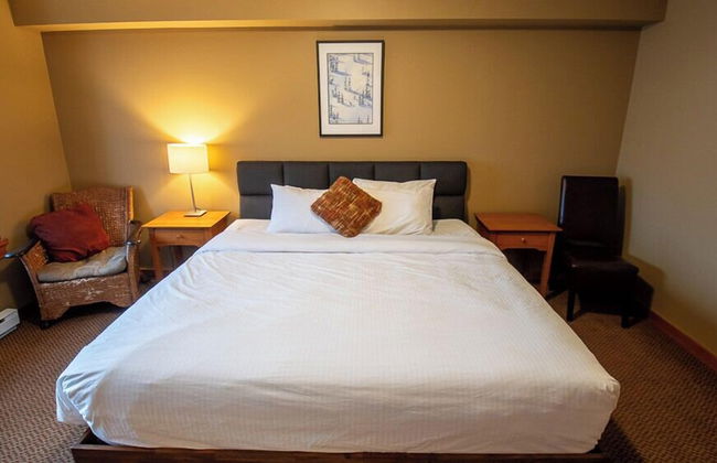 Pinnacle Ridge Chalets by Fernie Lodging - Photo 33