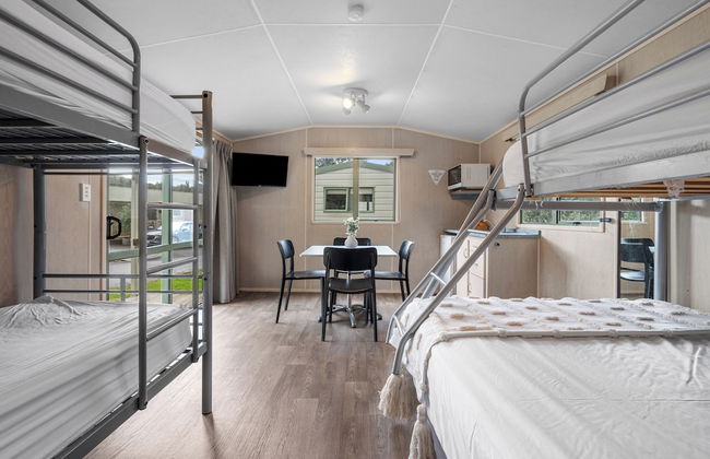 Tasman Holiday Parks – Waihi Beach - Foto 68