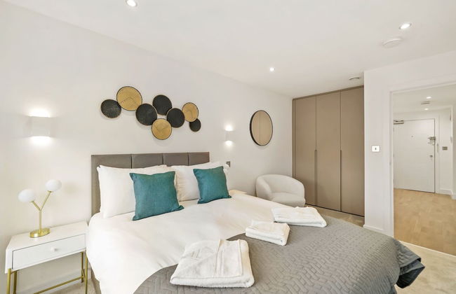 Executive 1 & 2 Bed Apartments in the Heart of London, Free WiFi by City Stay London - Photo 3