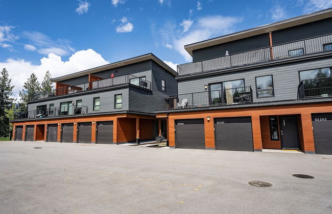 The RendezView by Revelstoke Vacations - Photo 1