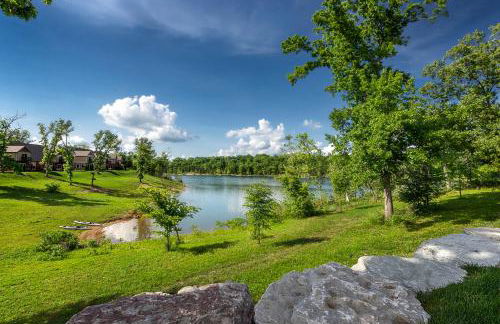 Chalets Resort Luxury Lakefront Villa Amazing View 2 Pools Free Amenities Dock - Foto 28