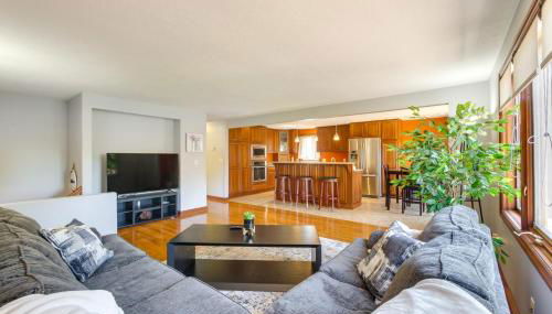 Bolivar Getaway Near Pro Football Hall of Fame! - Photo 5