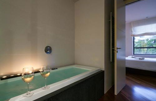 Uma Suites Passeig de Gracia 16 - Photo 33