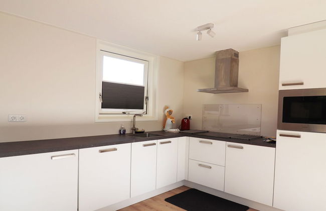 Chalet in Friesland Near Large Lakes - Foto 9