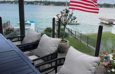 Eagle Lake Paradise! Close to ND! Sunset! Hot Tub! - Foto 25