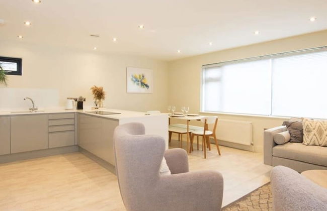 Designer Family Escape Hot Tub Steps to Beach - Photo 14