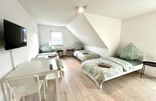 Handwerker Wohnung - Parkplatz vor der Türe - Balkon - bis zu 6 Personen - Foto 8