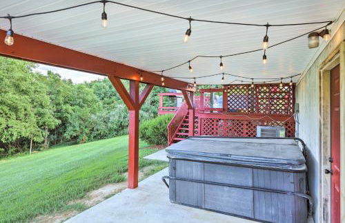 Williamstown Gem with Private Pool and Hot Tub! - Foto 29