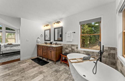 Luxury Mountain Views, hot tub, peaceful retreat - Foto 53