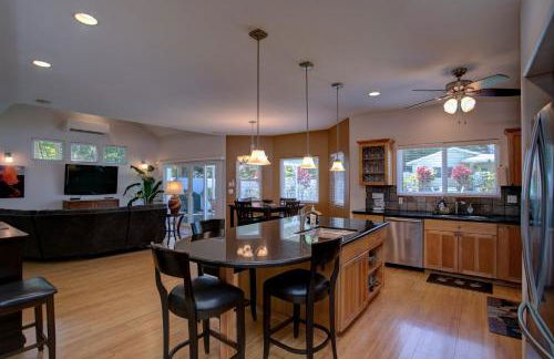 Grand Melemele 3 Bedroom Home by RedAwning - Foto 18