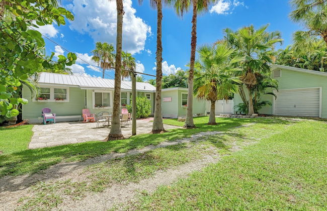 Cottage Haven-one Minute Walk To The Beach-private Yards-keyless Locks - Foto 4