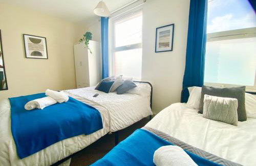 Stylish 4BR Home - Free WiFi -Ideal for Contractors - Foto 11