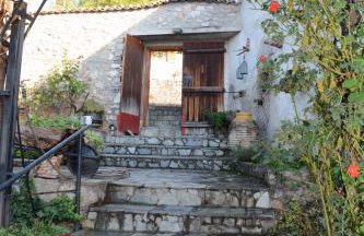 Giorgos' & Noula's Cottage in Desfina village- near Delphi - Foto 12