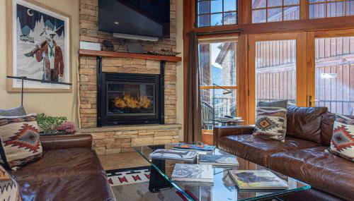 HotTub-Elkpoint-True Ski In Ski Out Family &Pet Friendly - Foto 1