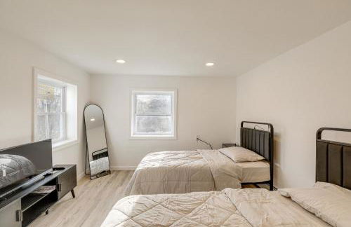 Home with Lake Views and Deck in New Jersey Highlands! - Foto 19