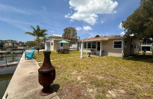 Cabin by the Sea - Waterfront Direct Gulf Access- Pontoon Boat Rental On Site or Bring Your Boat- Paddlecraft included - Foto 30