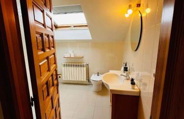 Casa Grande do Costureiro-Para Grupos en Portomarín con Terraza y Vistas - Foto 27