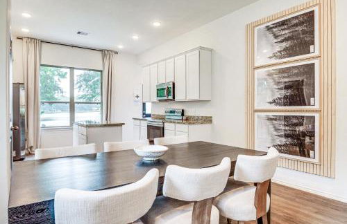 Montgomery Home with Pond Access, Fire Pit and More! - Foto 6