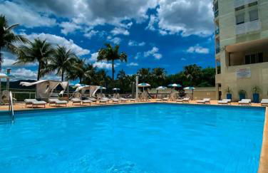 Apart Hotel Alecrim Praia de Camboinhas com Marina pe na areia - Foto 2