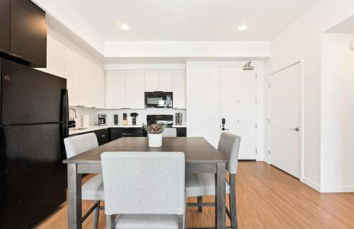 Unique 1-Bedroom DTLA Escape with City Views - Foto 14