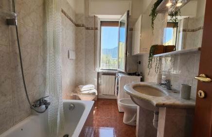 Nella Quiete di Boissano, con Vista e Posto Auto privato - Foto 8