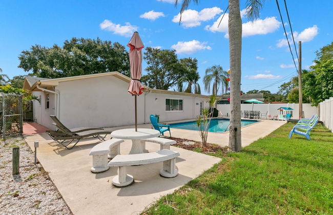 Sunset Paradise - Photo 32