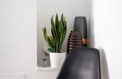 Canal View House - 2BR with Garden & Parking - Foto 5