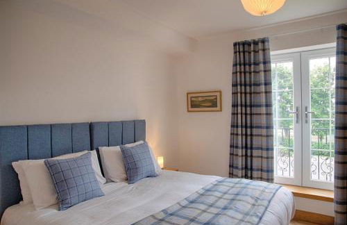 Royal Golf Apartments - Photo 13