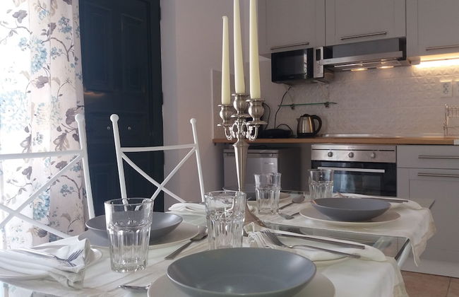 Estate Dafnopanagia Luxury Apartment - Photo 16