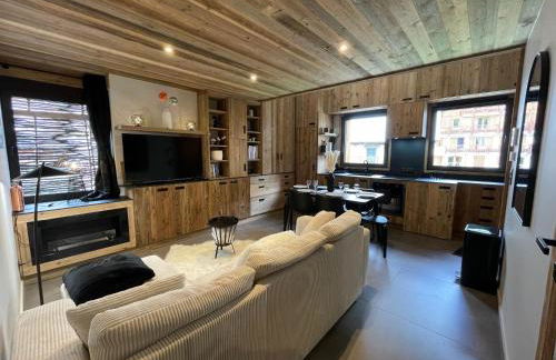 Appartement duplex neuf en hyper centre station - 6 personnes - Foto 3