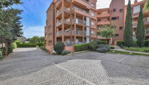 Beach & Sea Apt, Fast WIFI, Airco, Private Parking and Pool - Foto 2