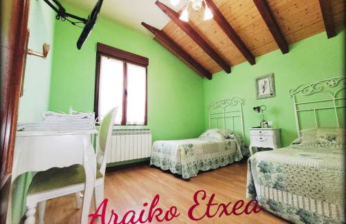 Araiko Etxea Casa Rural - Foto 17