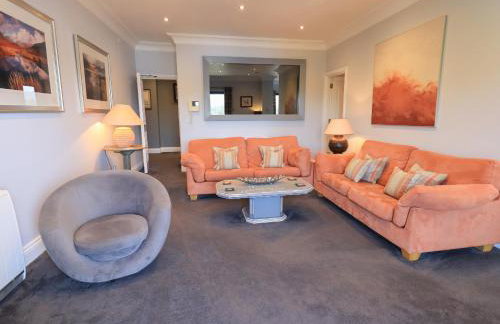 Romney Grange - Photo 5